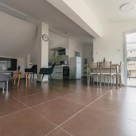 Aristo Machne Yehuda Boutique Apartments Jeruzalem Buitenkant foto