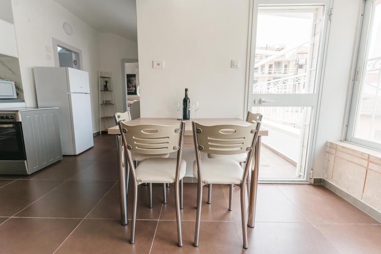 Aristo Machne Yehuda Boutique Apartments Jeruzalem Buitenkant foto